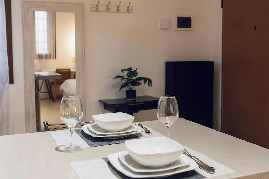 Loft - Comfort Studio - 10M Piazza Maggiore Bologna Italy